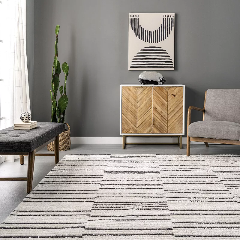 nuLoom Liz Textured Soft Shaggy Stripes Area Rug