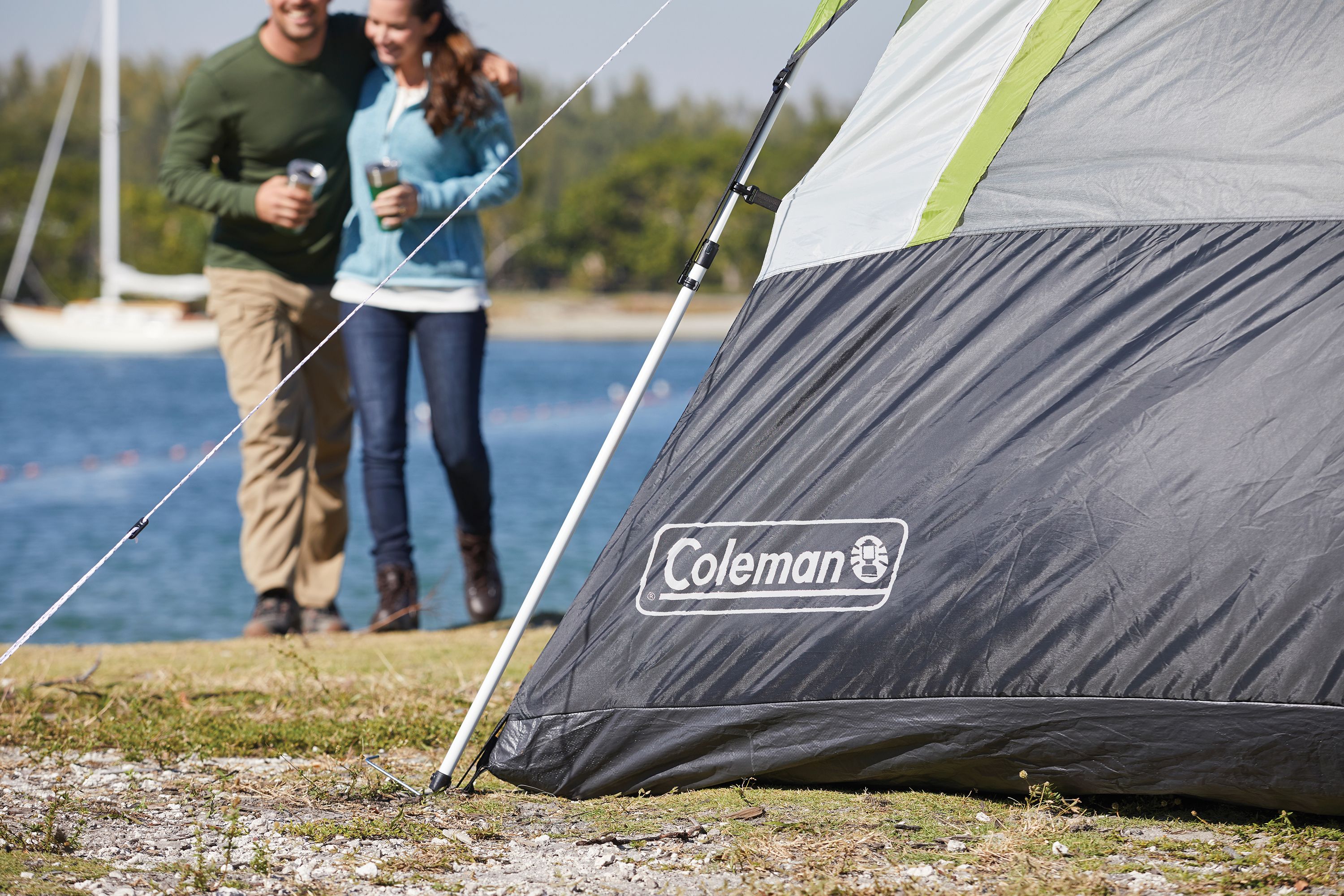 Coleman Signature Instant Cabin