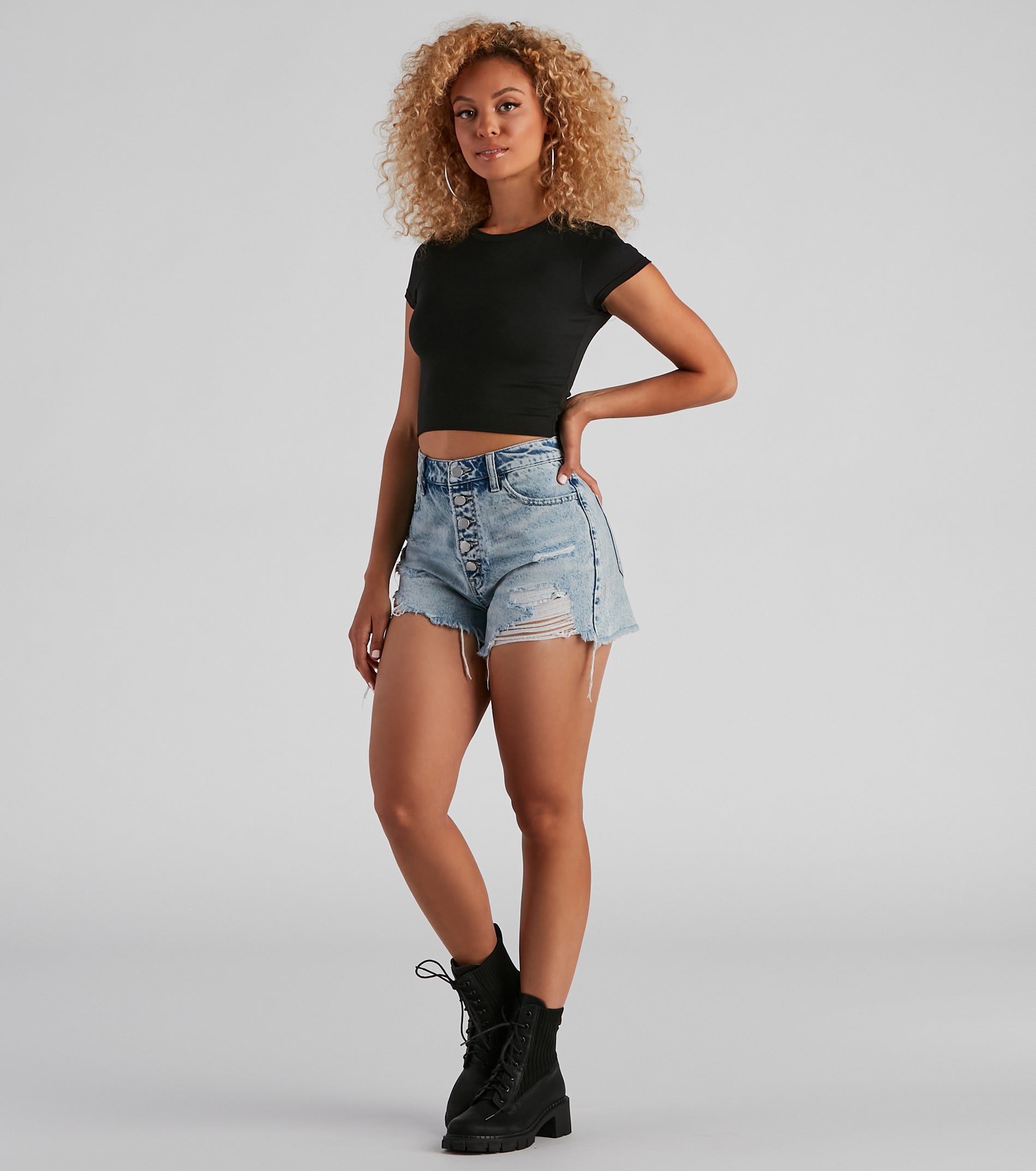 Casual Must-Have Crew Neck Crop Top