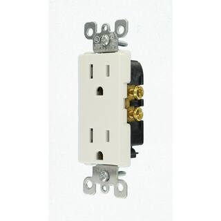 Leviton Decora 15 Amp Residential Grade Self Grounding Duplex Outlet White R52-05325-0WS