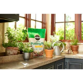 Miracle-Gro 6 qt. Indoor Potting Mix 72776430