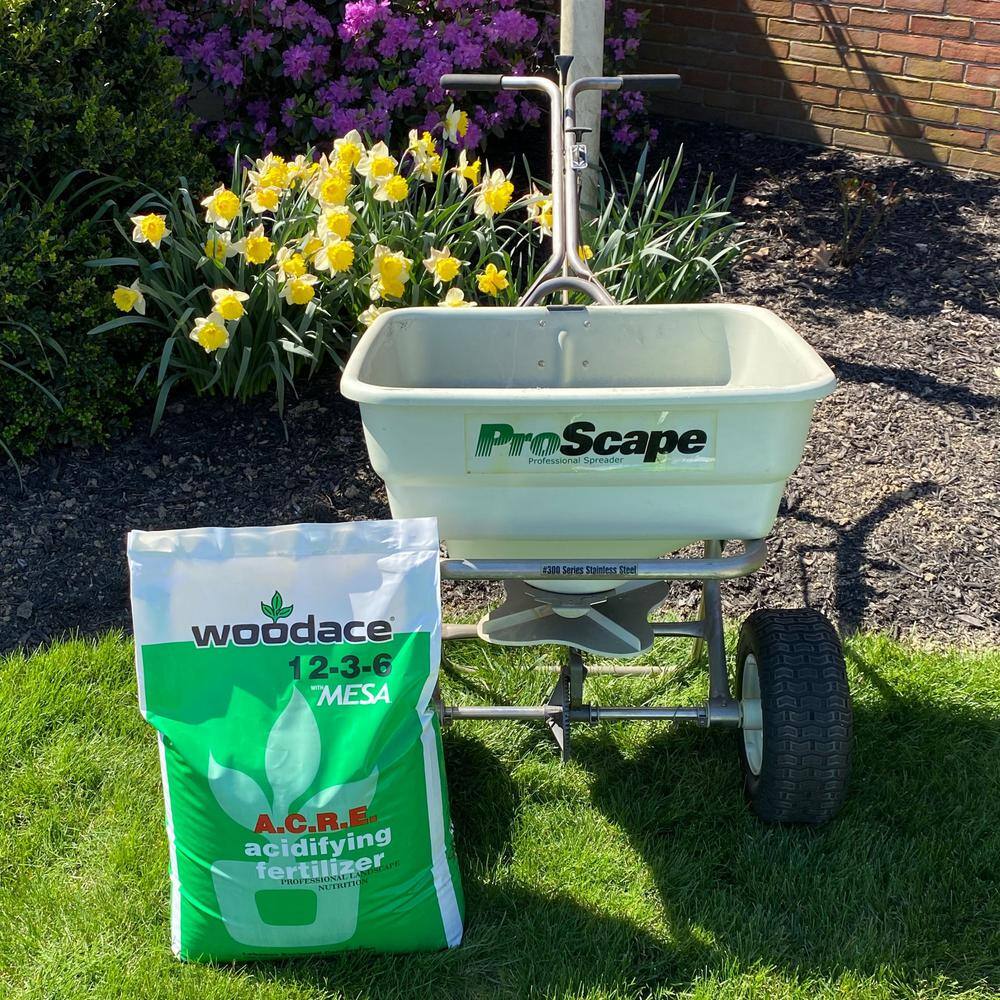 Woodace 40 lbs. 12-3-6 A.C.R.E Acidifying Plant Fertilizer 2256368