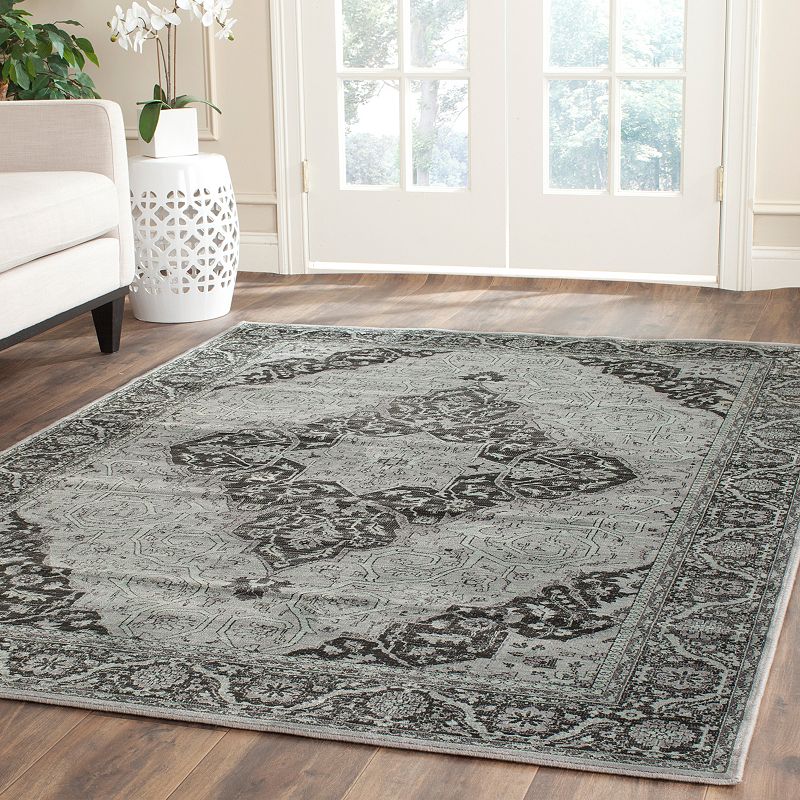 Safavieh Vintage Herati Floral Rug