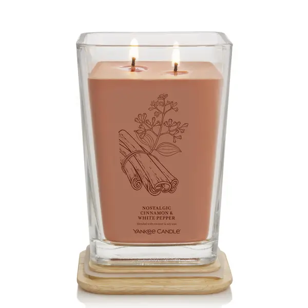 Yankee Candle 19.5 oz Nostalgic Cinnamon and White Pepper Candle