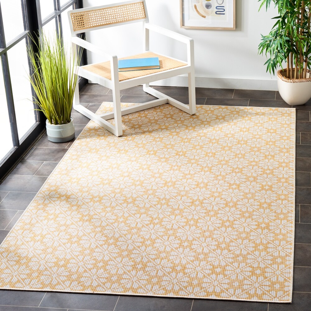 Martha Stewart by SAFAVIEH Matty Indoor/ Outdoor Rug