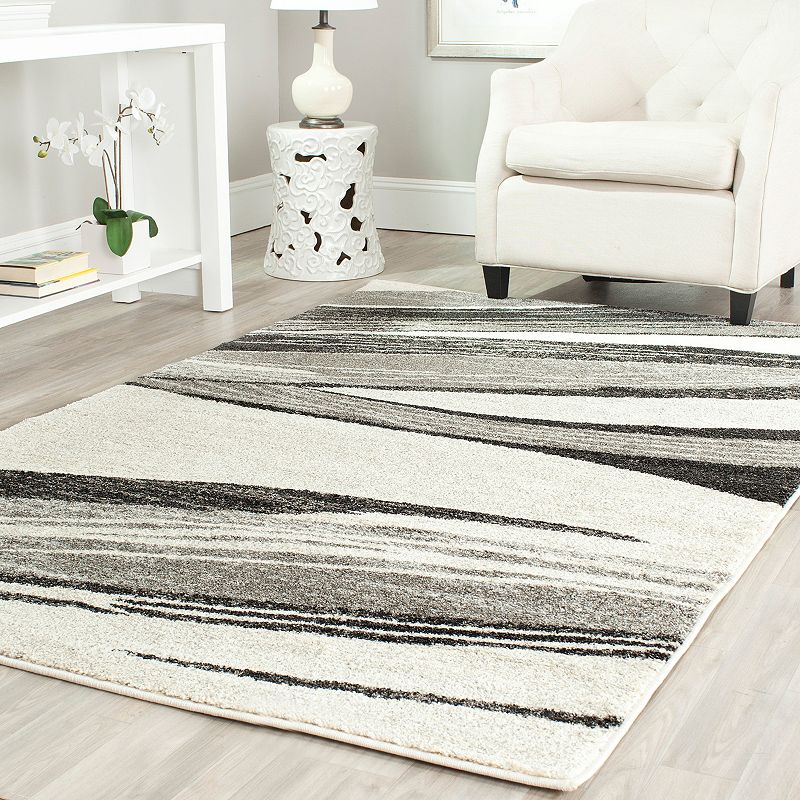 Safavieh Retro Sofia Striped Rug