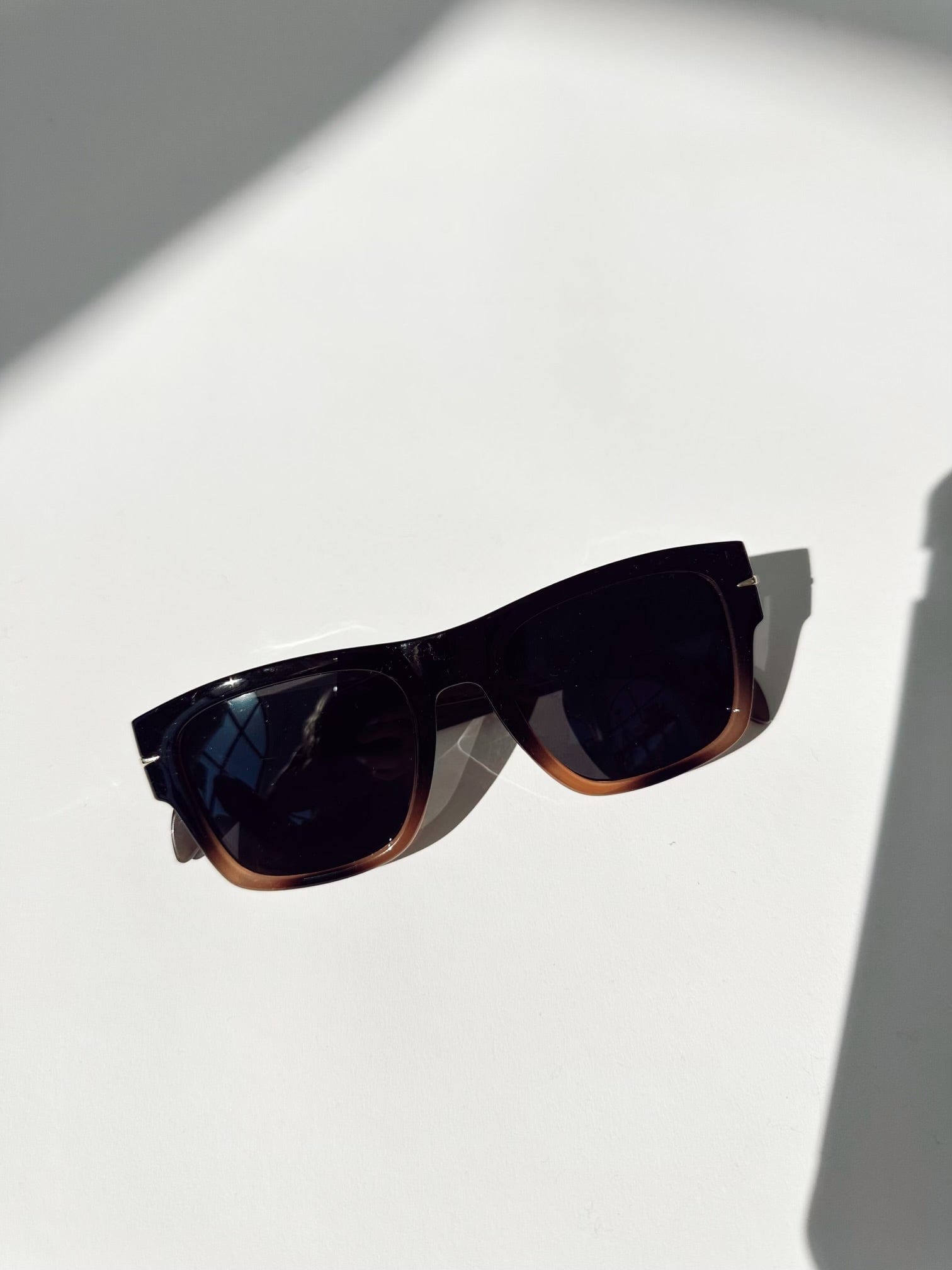 Nova Sunnies