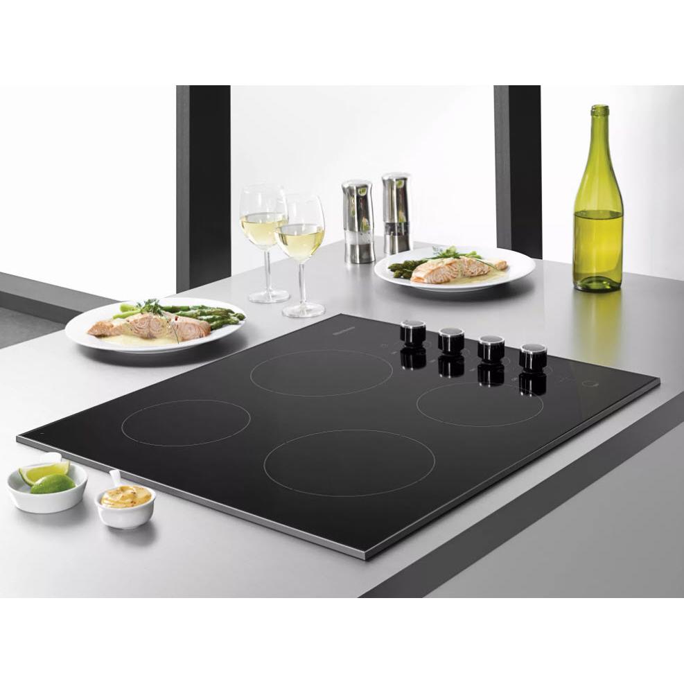 Blomberg 24-inch Built-In Electric Cooktop CTE 24402