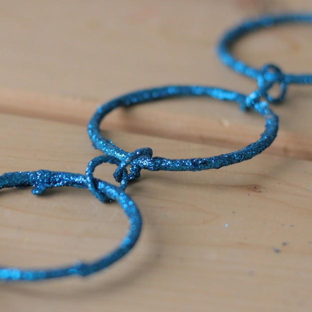 Turquoise Blue Glittered Round Chain Christmas Garland