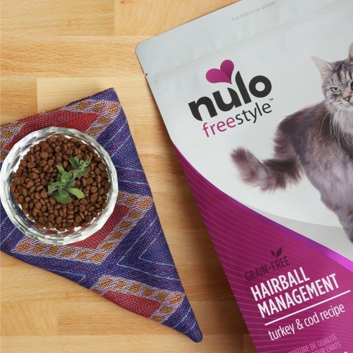 Nulo Freestyle Hairball Management Turkey and Cod Recipe Grain-Free Dry Cat Food