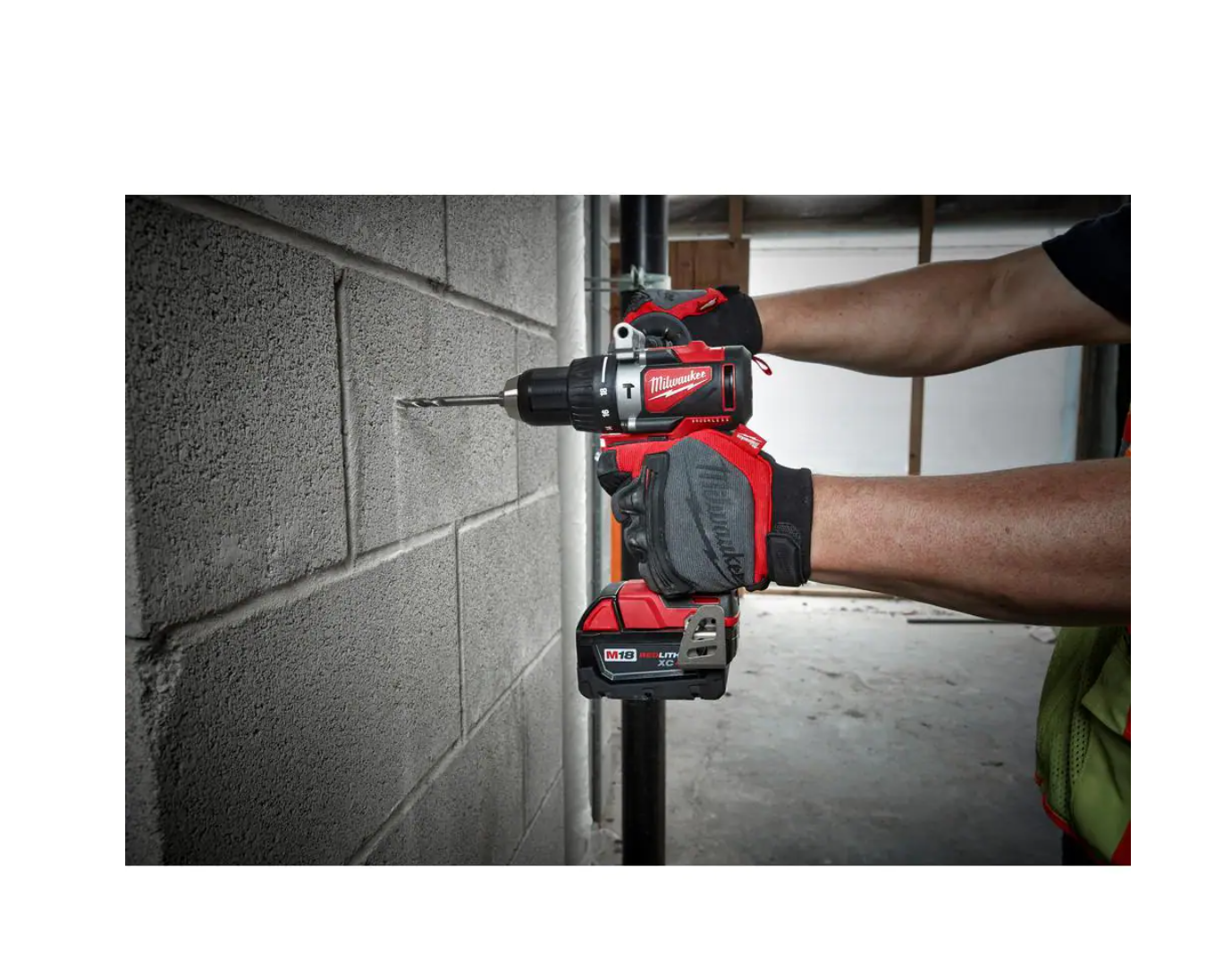 Milwaukee 2902-22 M18 18-Volt Lithium-Ion Brushless Cordless 1/2 in. Compact Hammer Drill/Driver Kit w/Two 4.0Ah Batteries and Hard Case