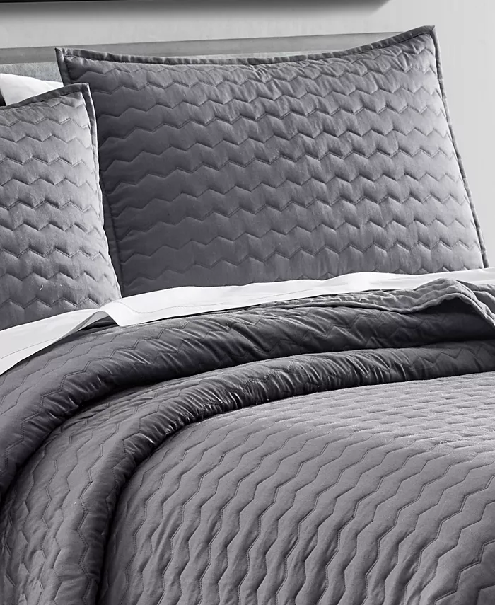 Vera Wang Herringbone Stitch Cotton 3 Piece Quilt Set， Queen