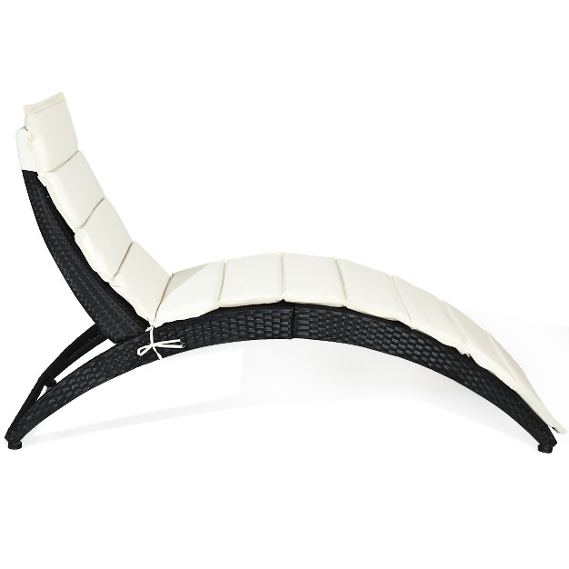 Tangkula Foldable Outdoor Patio Rattan Lounge Chair Reclining Chaise Chair