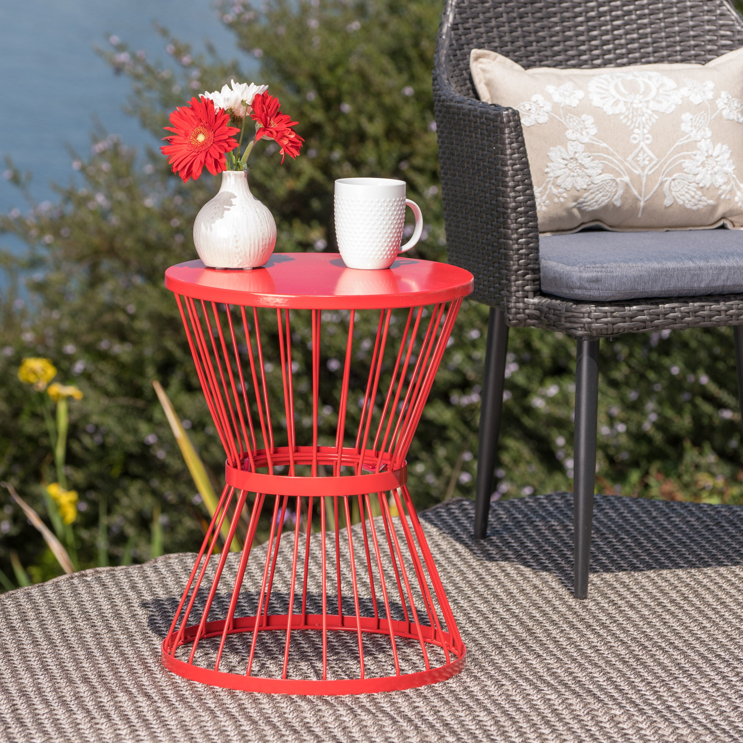 Fern Outdoor 16 Inch Iron Side Table