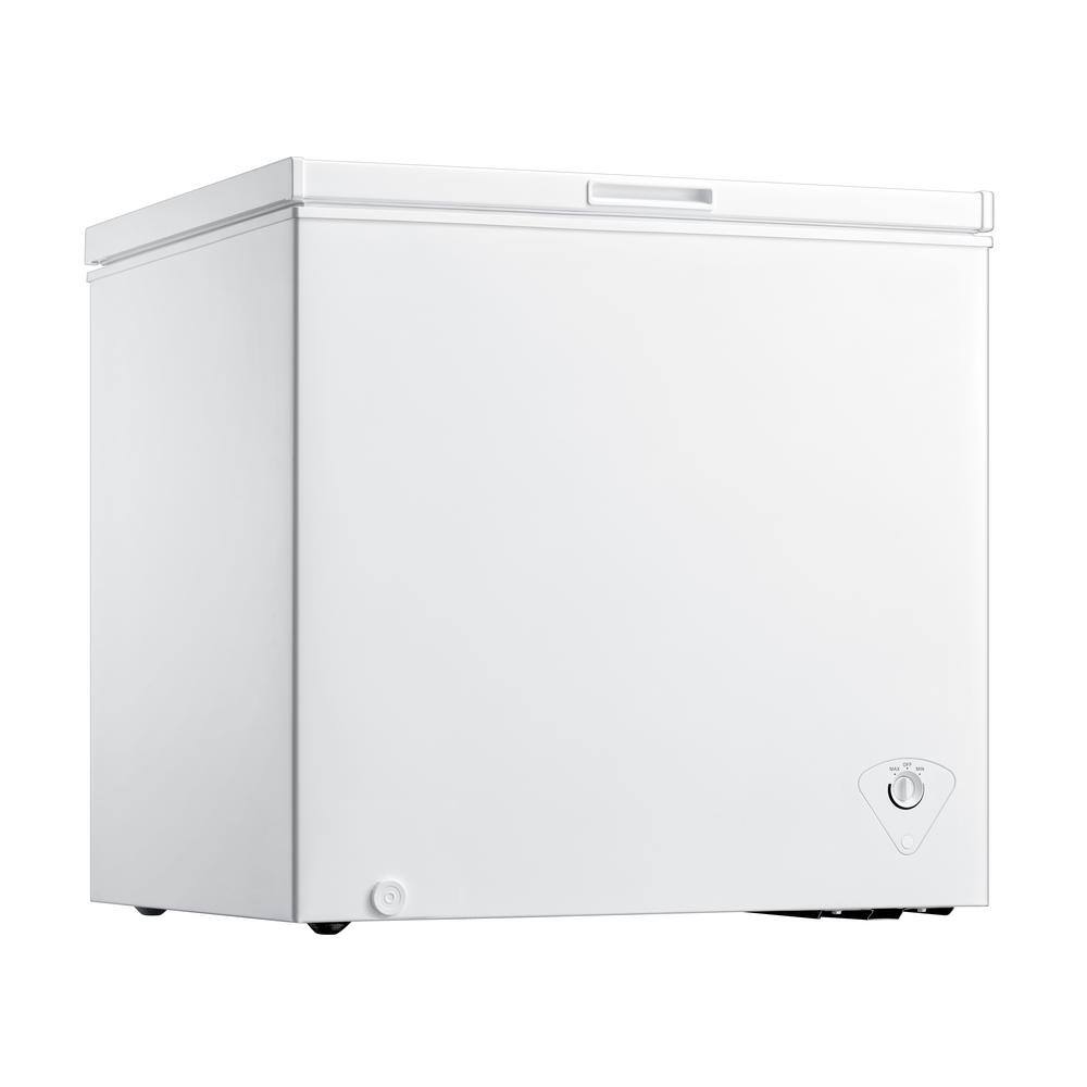 VISSANI 7 cu. ft. Manual Defrost Chest Freezer in White Garage Ready MDCF7WH