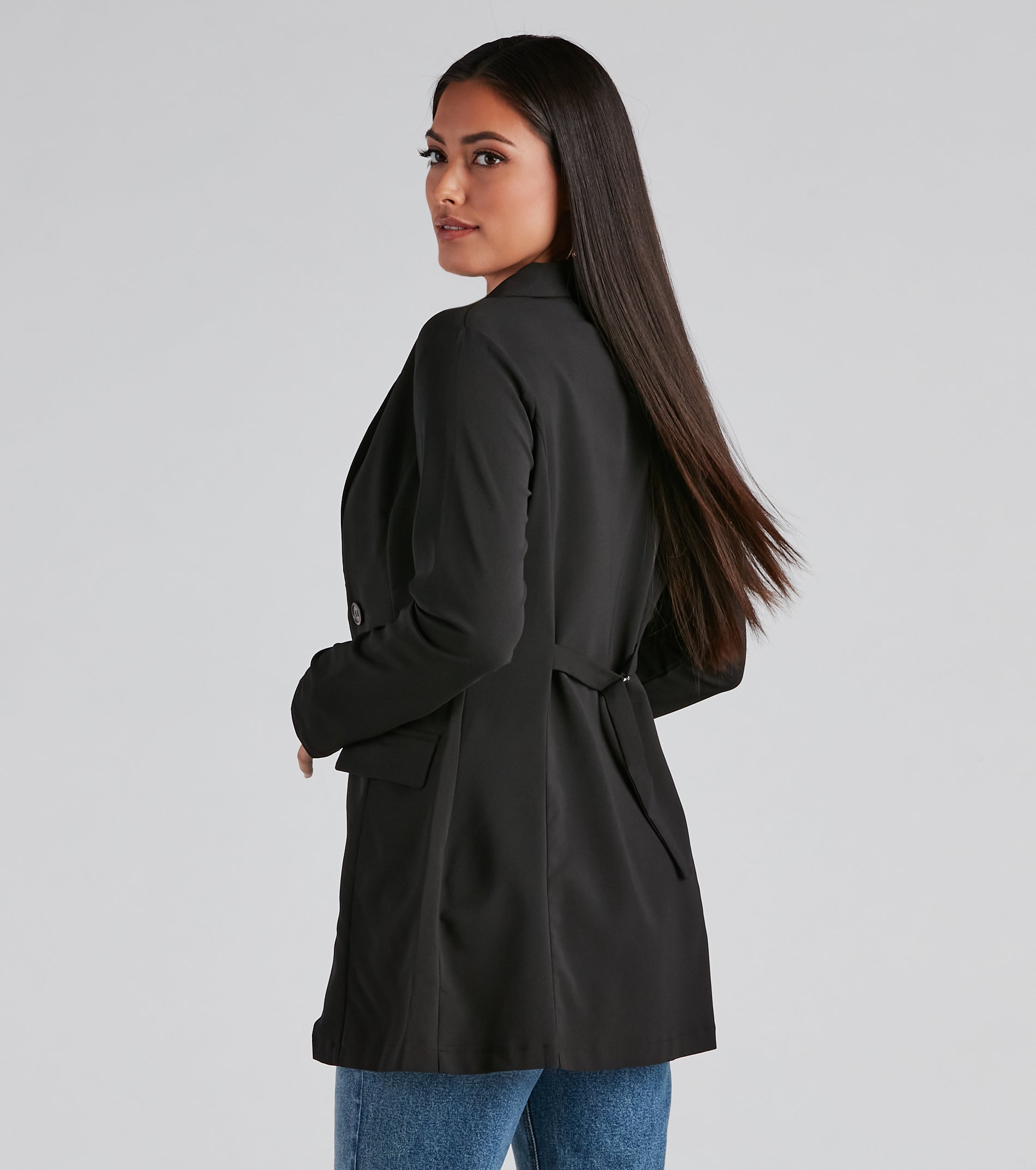 Classic Silhouette Buttoned Blazer