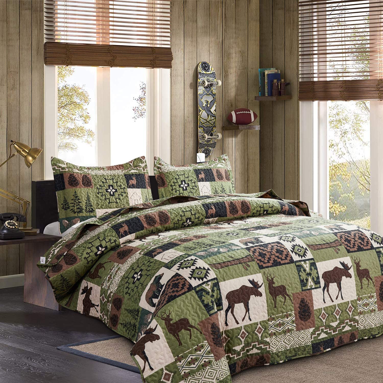 Jessy Home Queen/Full Rustic Quilt Sets Moose Bear Bedding Green Polyester Bedspread Coverlet