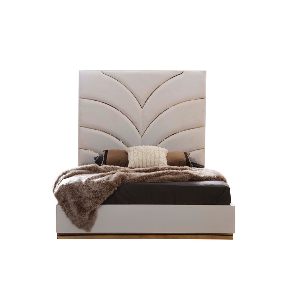 Laura Contemporary Style Queen/King Bed Made with Wood   Gold Finish