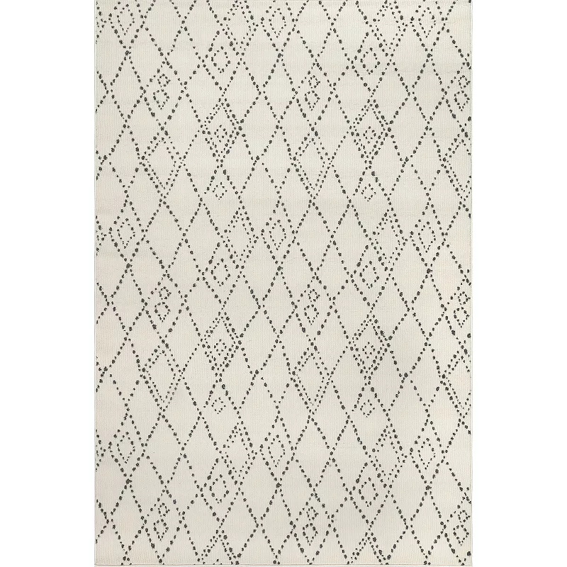 nuLOOM Ria Bohemian Diamond Area Rug