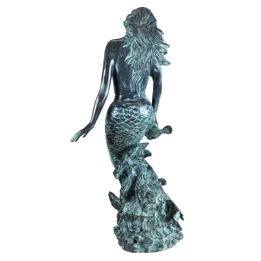 Design Toscano Goddess of the Sea  Mermaid of the Isles Spitting Bronze Garden Statue