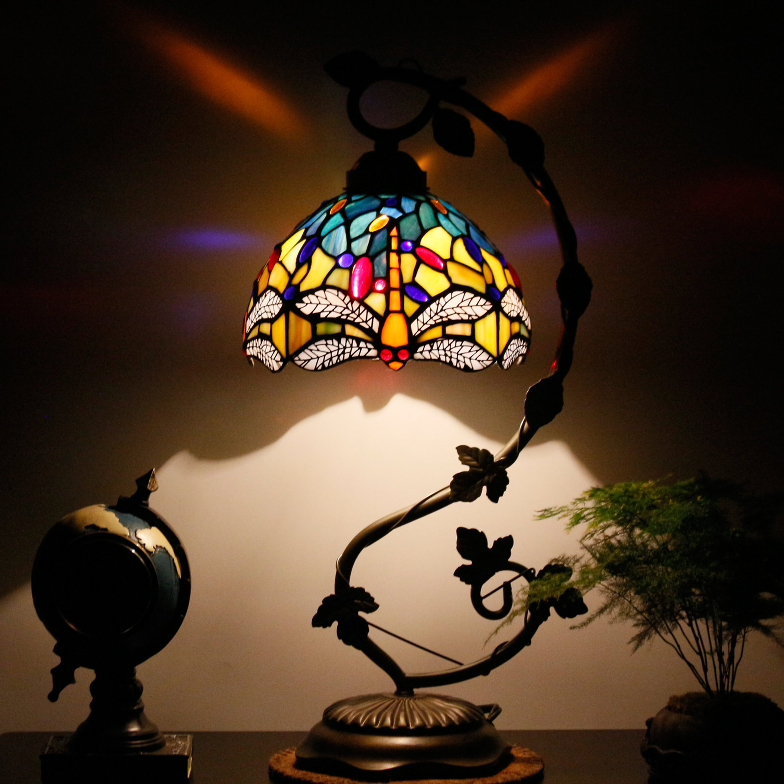  Desk Lamp Stained Glass Table Reading Banker Light Crystal Bead Blue Yellow Dragonfly Style Shade W8H20 Inch S128 World Menagerie LAMPS Parent Lover Kid Living Room Bedroom Coffee Bar Crafts Gift