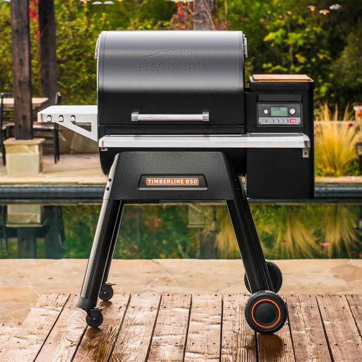 Traeger Timberline 850 Pellet Grill  Black