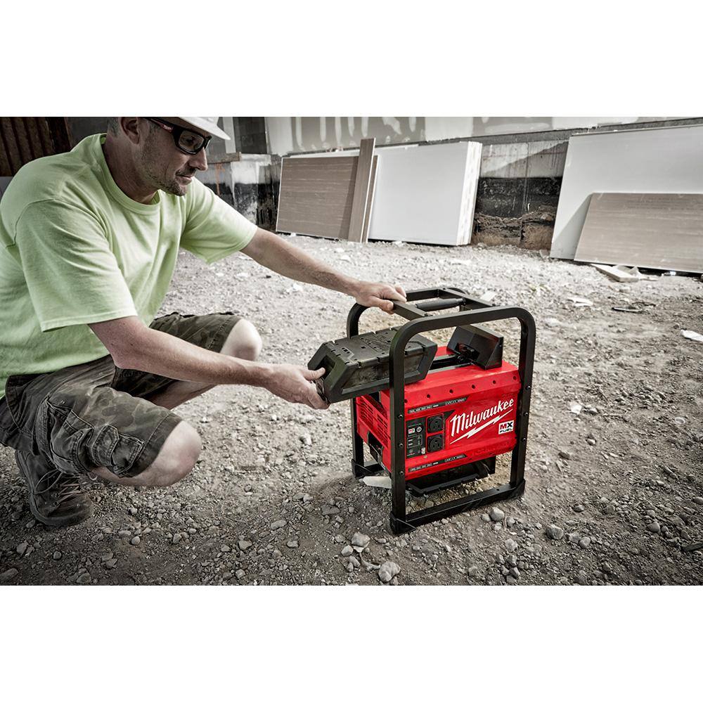 MW MX FUEL 3600-Watt1800-Watt Push Start Portable Battery Powered Generator with 3 XC Batteries MXF002-2XC-MXFXC406