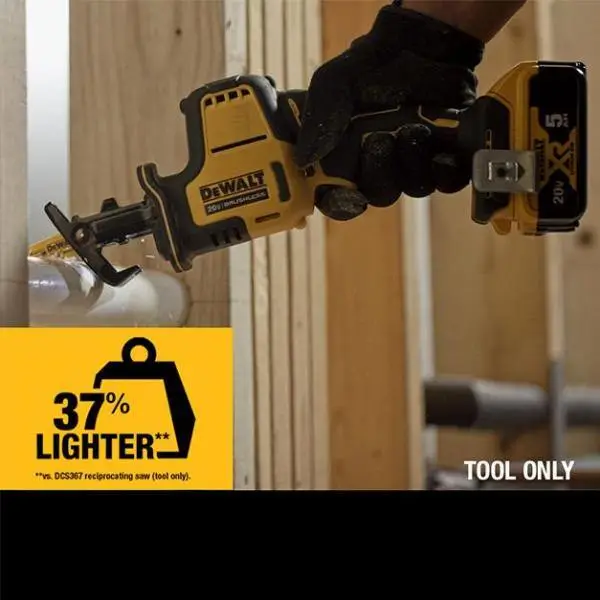 DEWALT ATOMIC 20V MAX Cordless Brushless Compact Reciprocating Saw and (1) 20V MAX Compact Lithium-Ion 4.0Ah Battery DCS369BW240