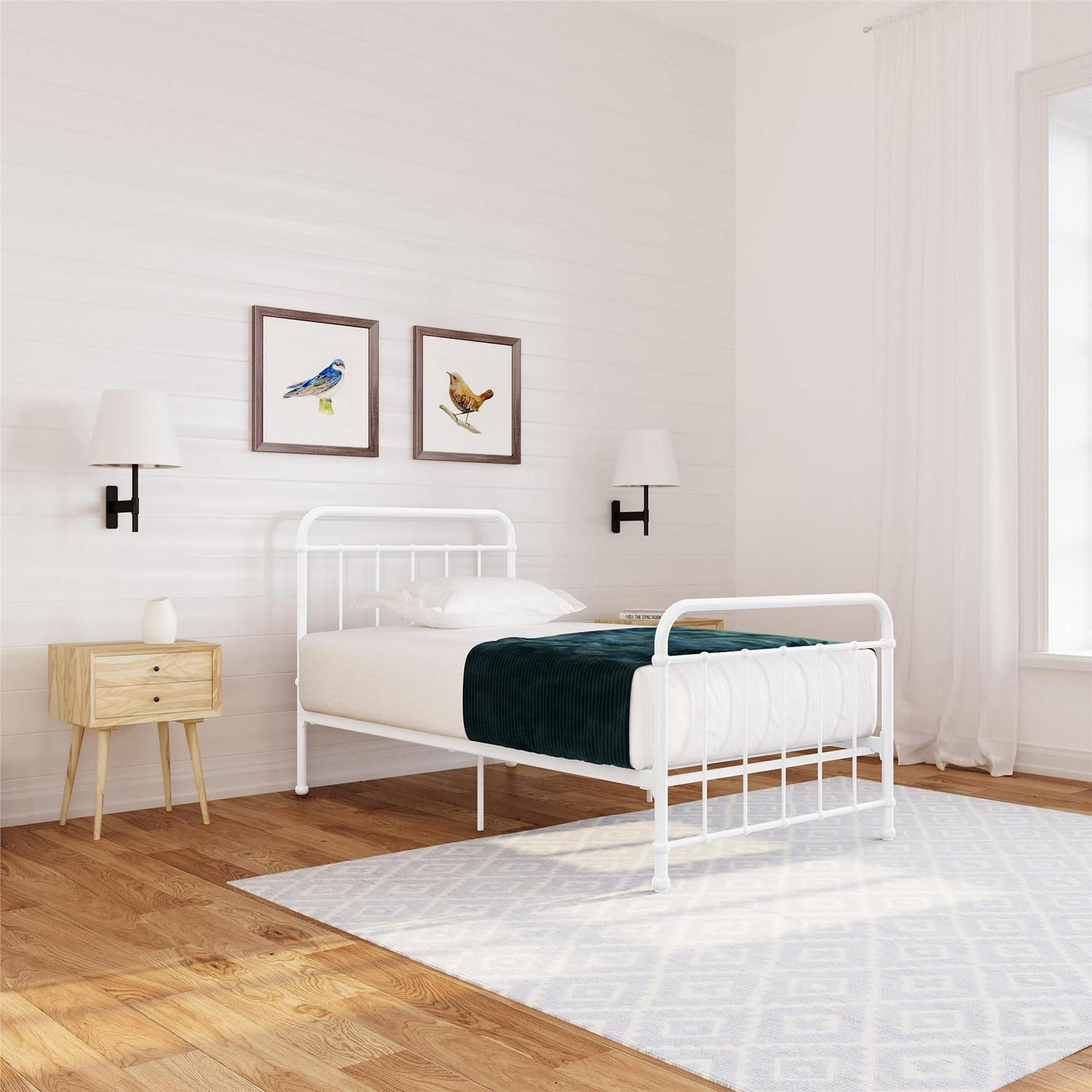 Woven Paths Brooklyn Iron Metal Platform Bed， Twin， White