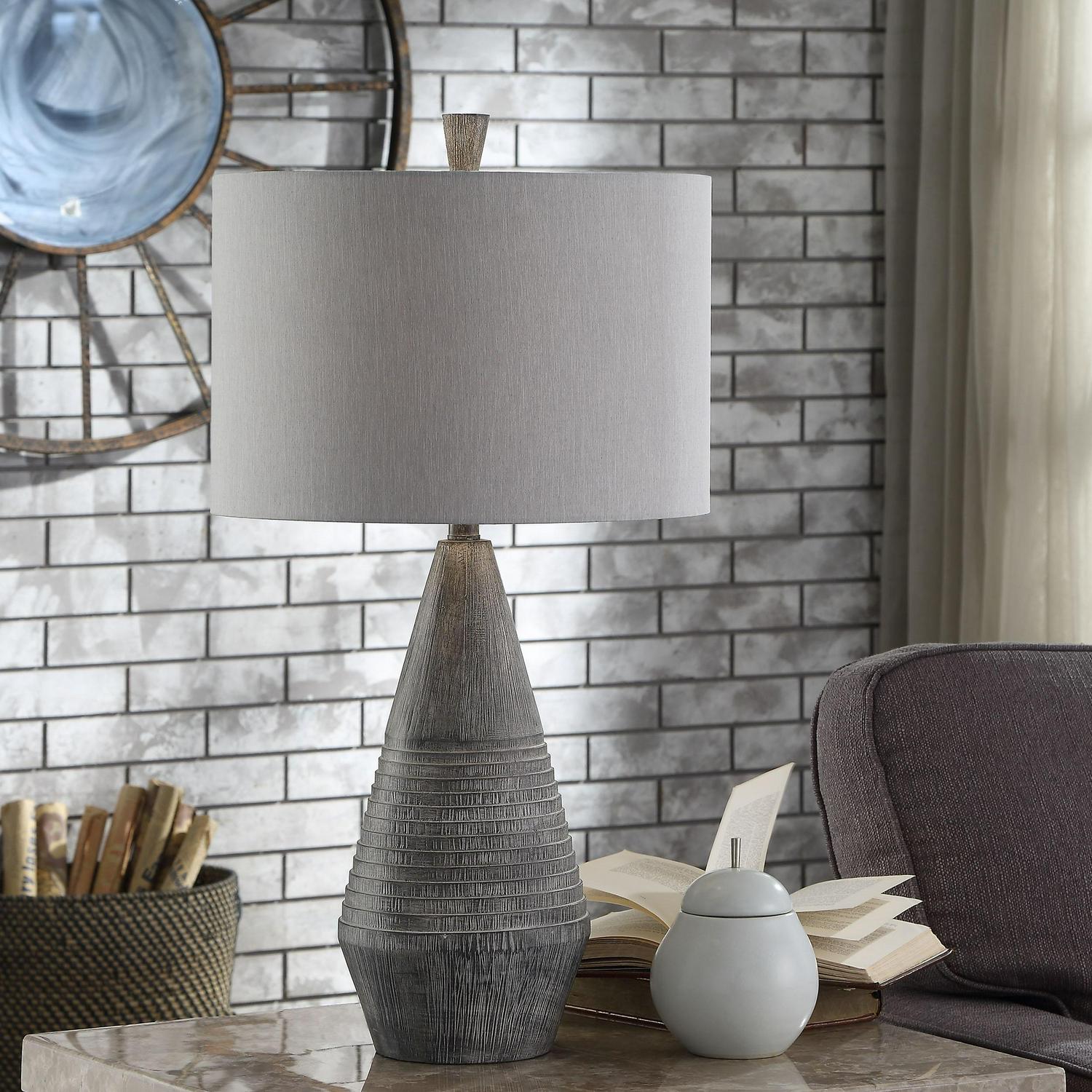 Tipton Farmhouse Tapered Molded Table Lamp Faux Wood Finish， Light Gray Fabric Shade