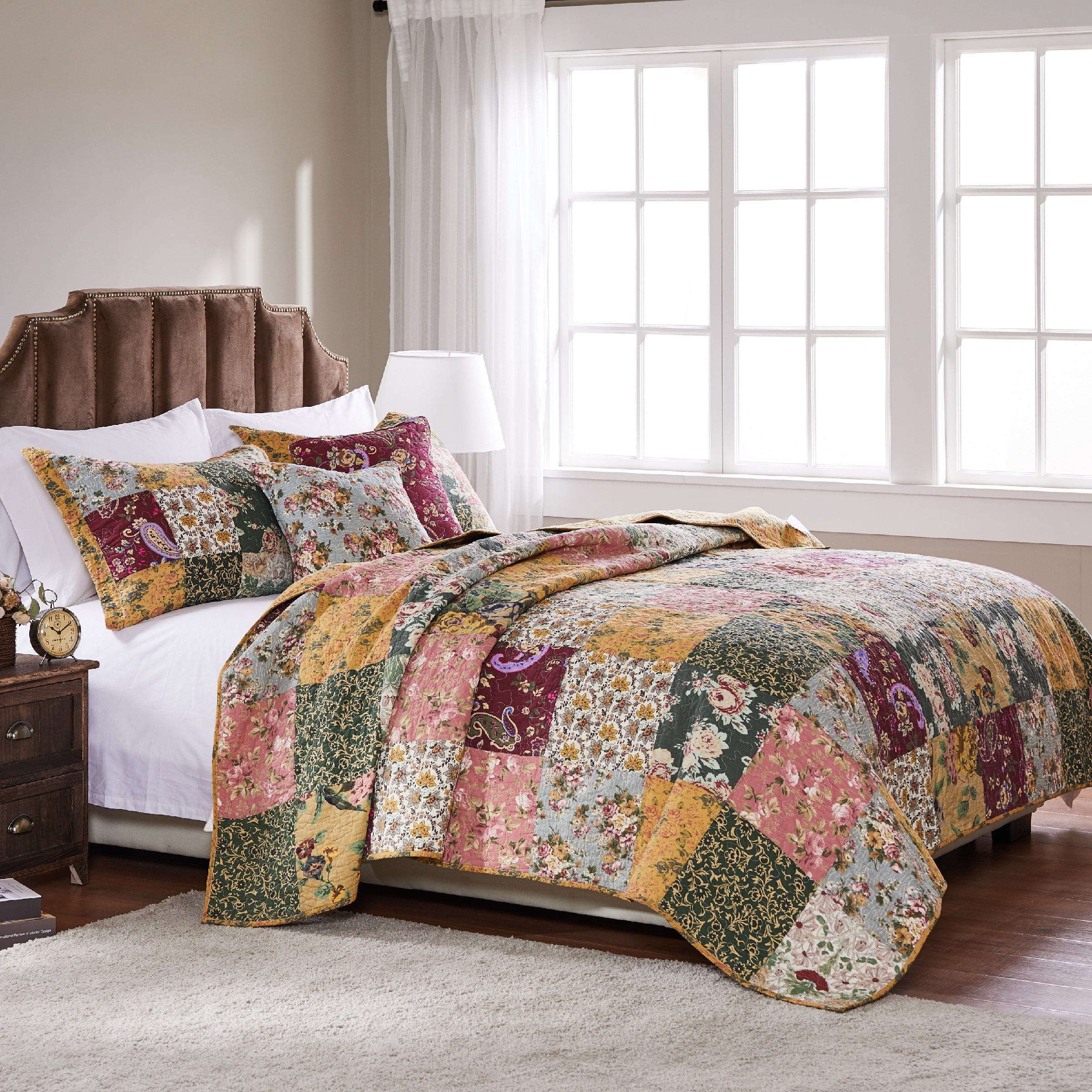 Greenland Home Fashions Antique Chic Quilt Bonus Set with Decorative Pillows