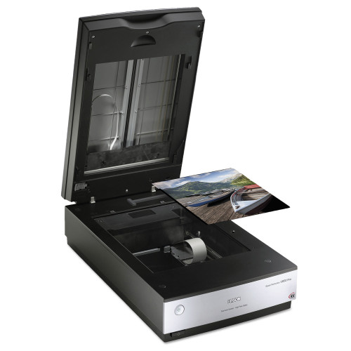  Perfection V850 Pro Scanner， Scans Up to 8.5