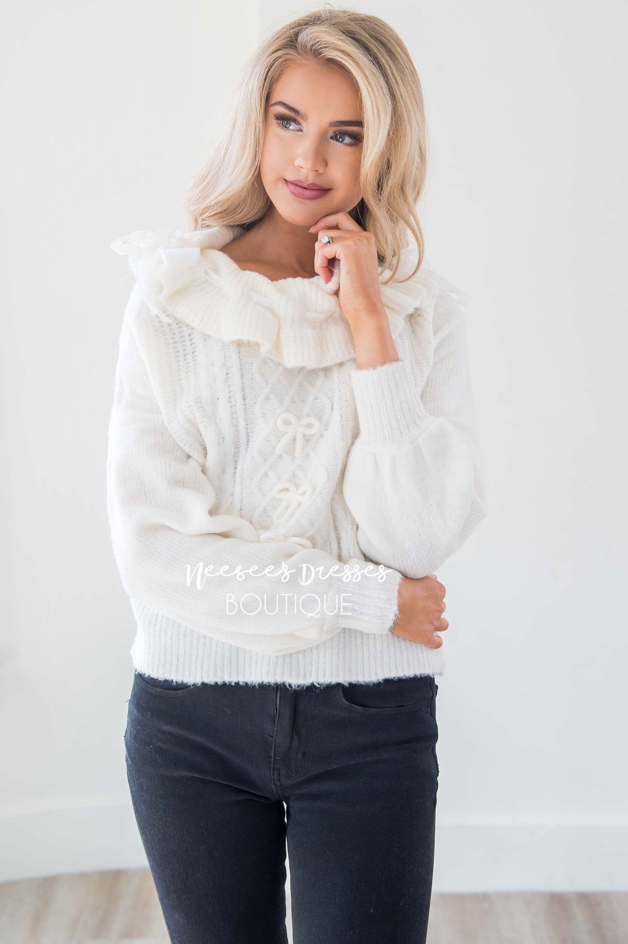 Ivory Knit Sweater with Cute Bow Details