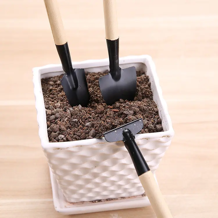 3pcs/set Mini wooden shovel  Wooden handle Garden Tools Includes Hand Trowel  Trowel and Cultivator Hand Rake