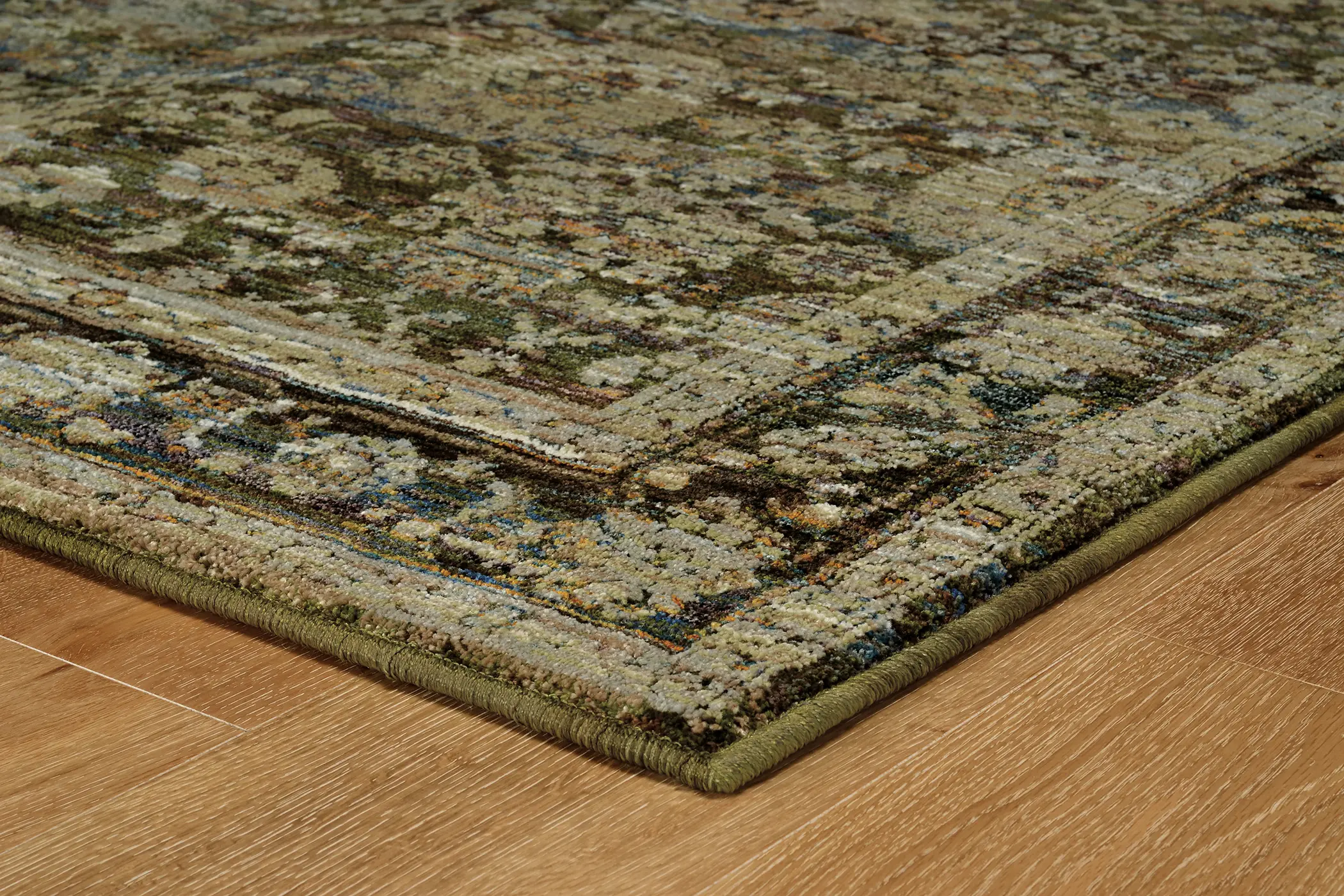 Andorra 5 x 7 Green and Brown Area Rug