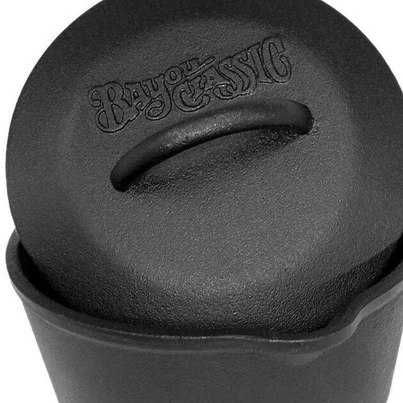 Bayou Classic 1 Quart Cast Iron Covered Sauce Pot with Self-Basting Lid， Black