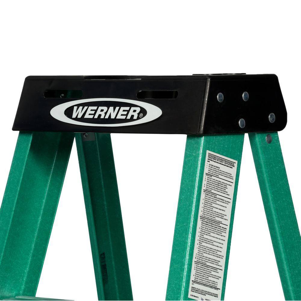 Werner 4 ft. Fiberglass Step Ladder with 225 lb. Load Capacity Type II Duty Rating FS204