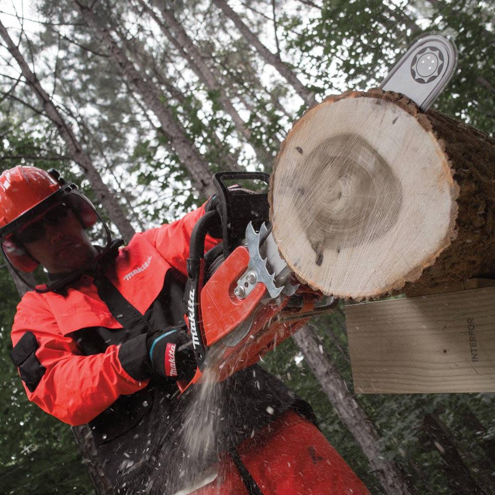 18 In. 50 cc Chain Saw ;