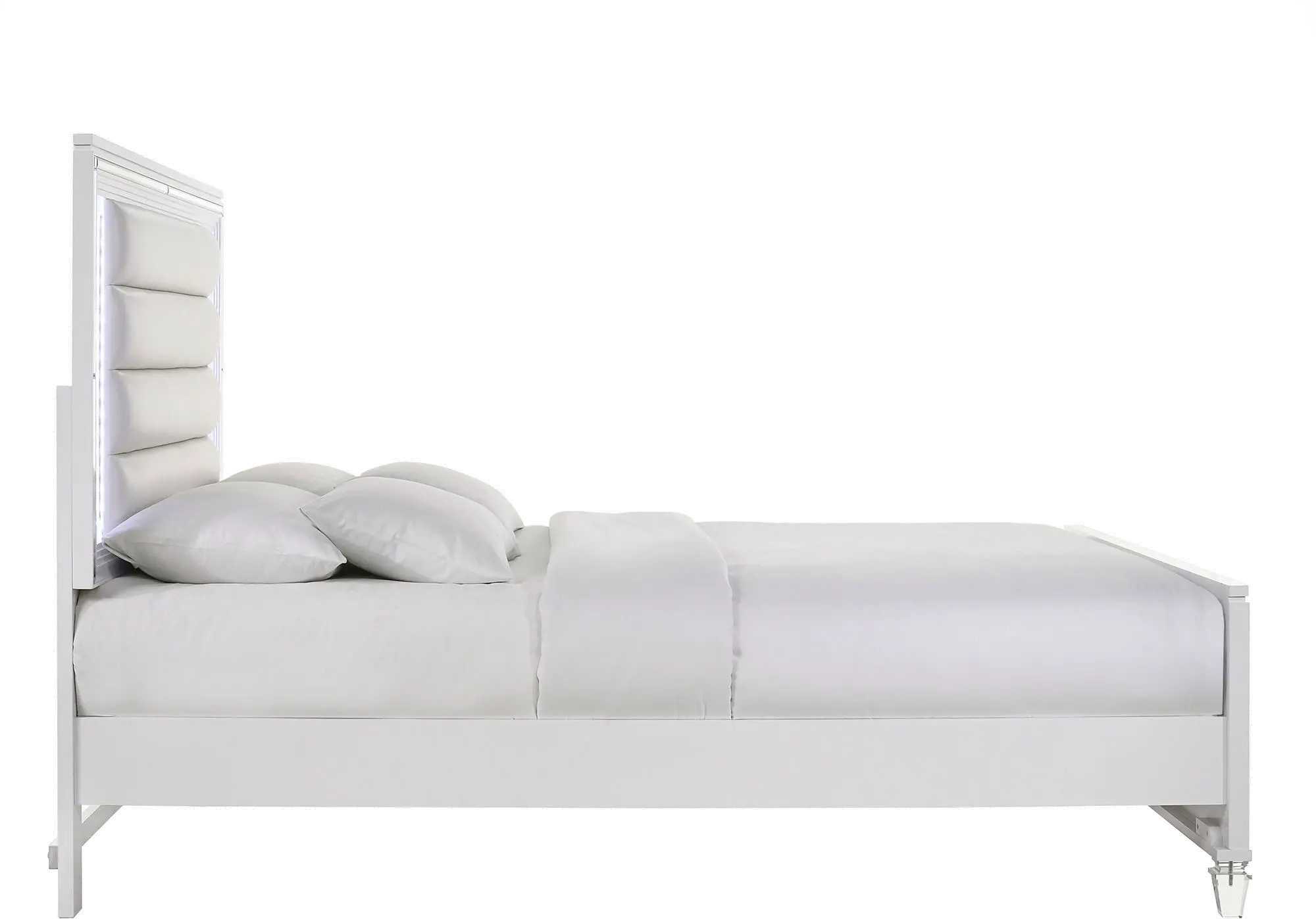 Posh White Full Size Bed with Trundle