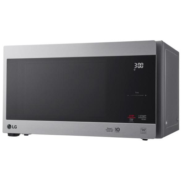 LG 0.9 cu. ft. Countertop Microwave Oven LMC0975ST