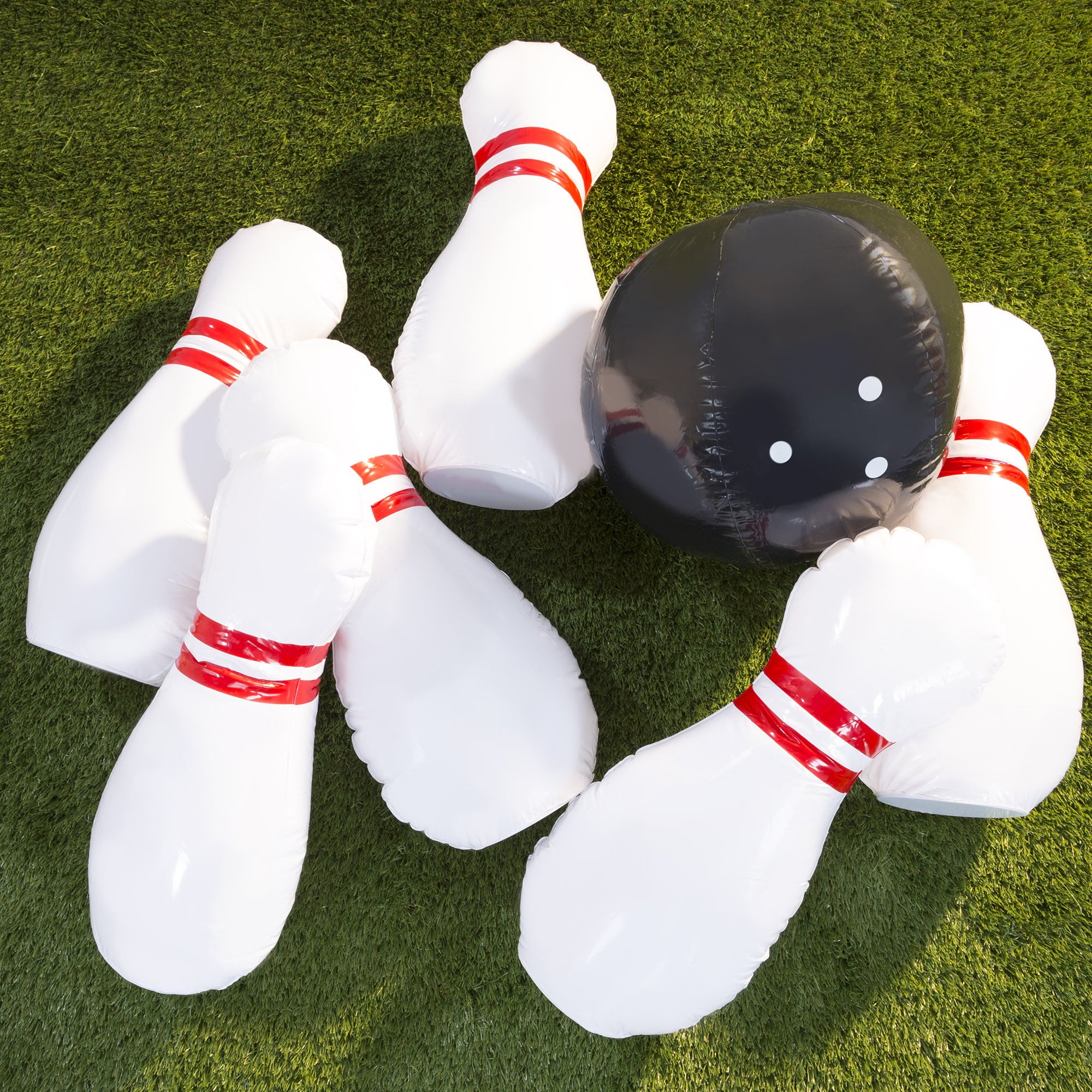 Kids Giant Bowling Game Set by Hey! Play!