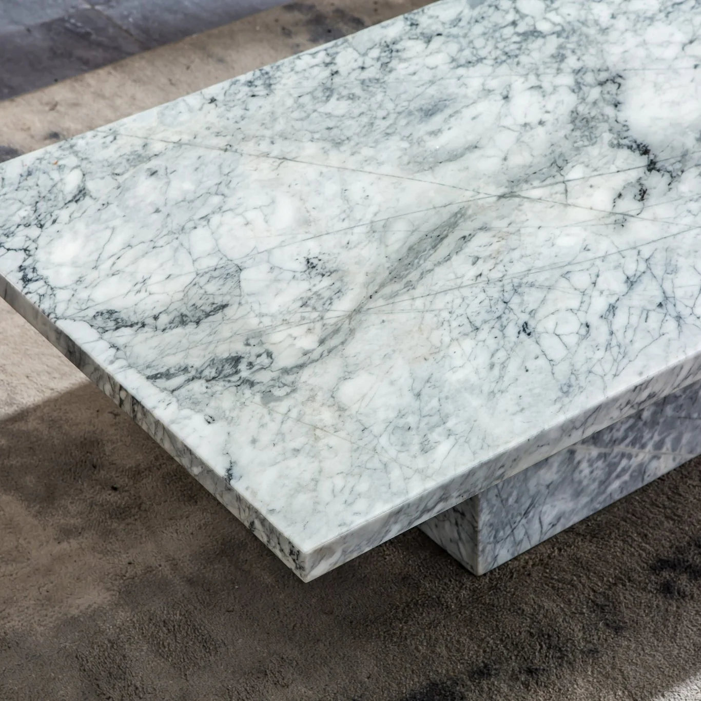 CT306BMW MARBLE COFFEE TABLE