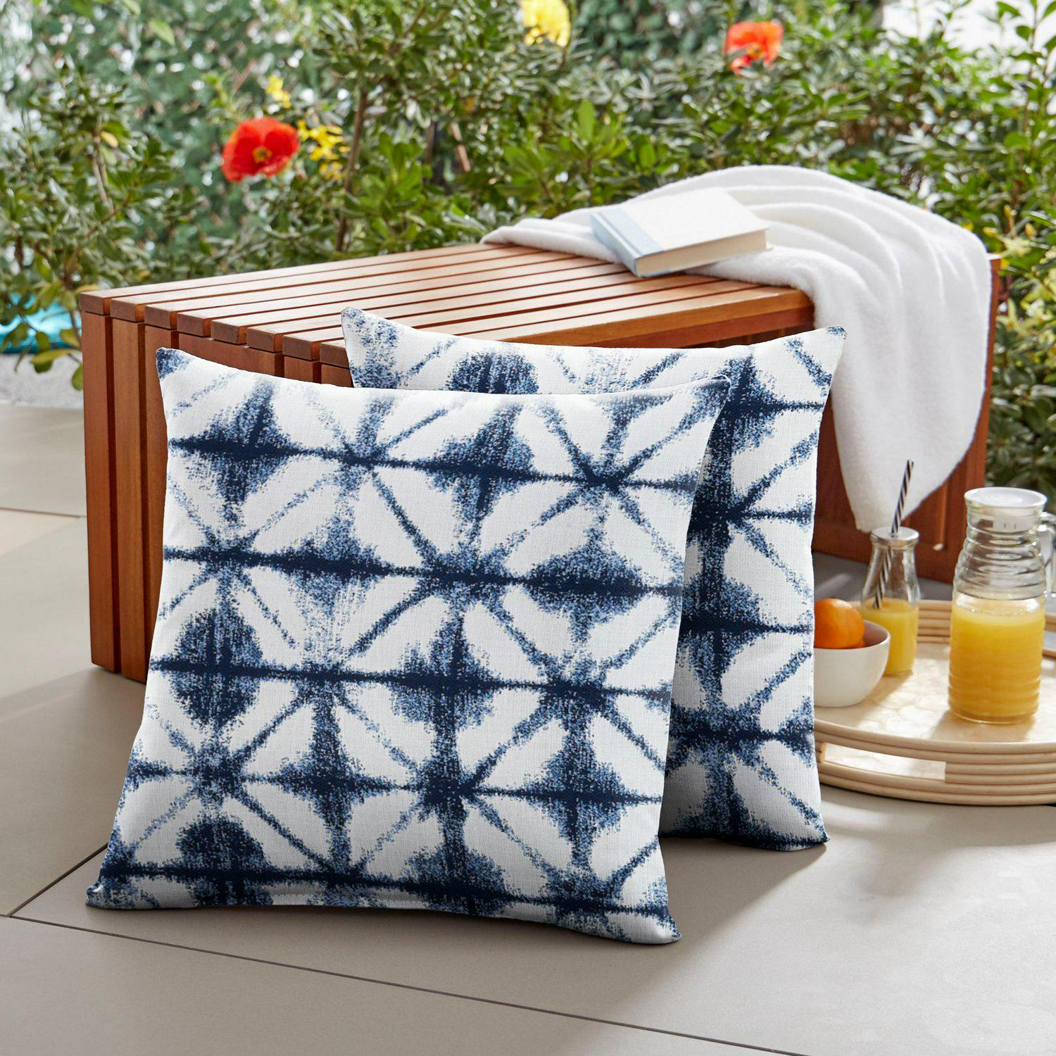 Mozaic Company Sunbrella Indigo Geometric Outdoor Square Pillow 8211 Set of 2  Crowdfused