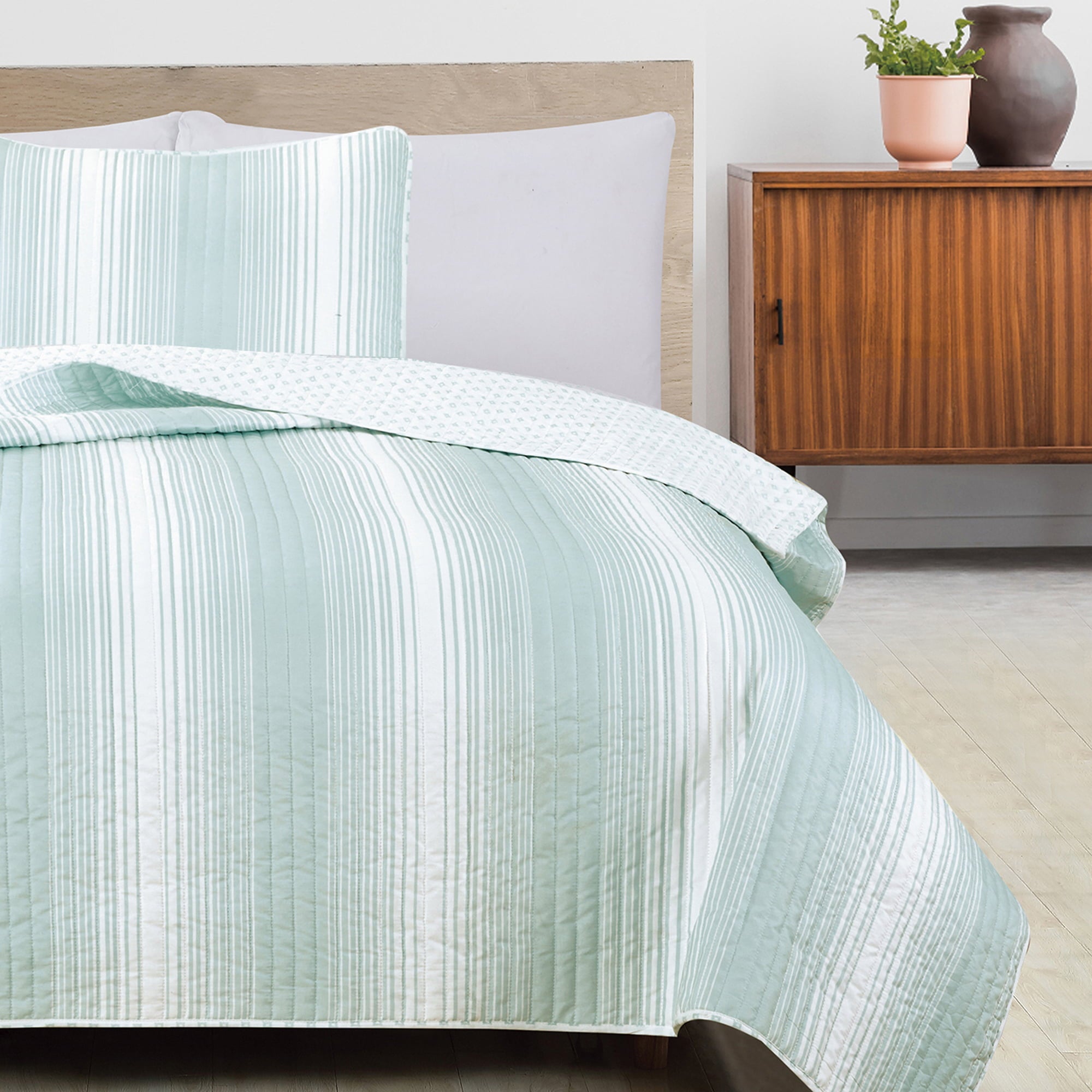 Great Bay Home Stripe Reversible Reversible Quilt Set With Shams  (Twin， Everette - Seafoam Blue)