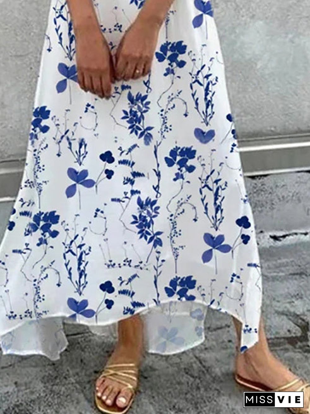 Women's Blue Half Sleeve V-neck Floral Printed Midi Dress