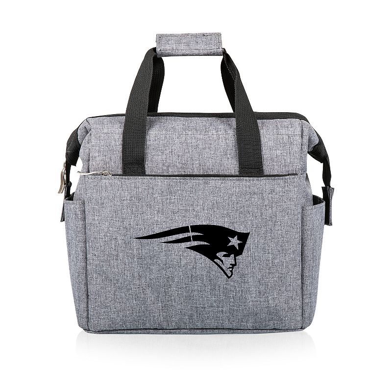 Picnic Time New England Patriots On The Go Lunch Cooler