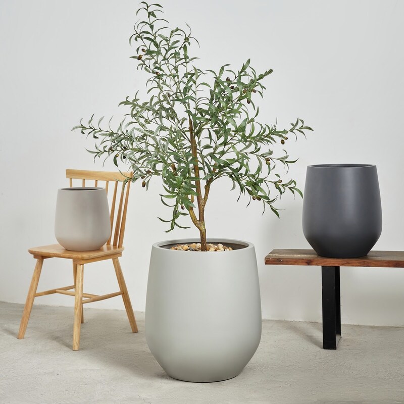 Indoor/Outdoor Large Nordic Minimalist Lightweight Round Planter Pot