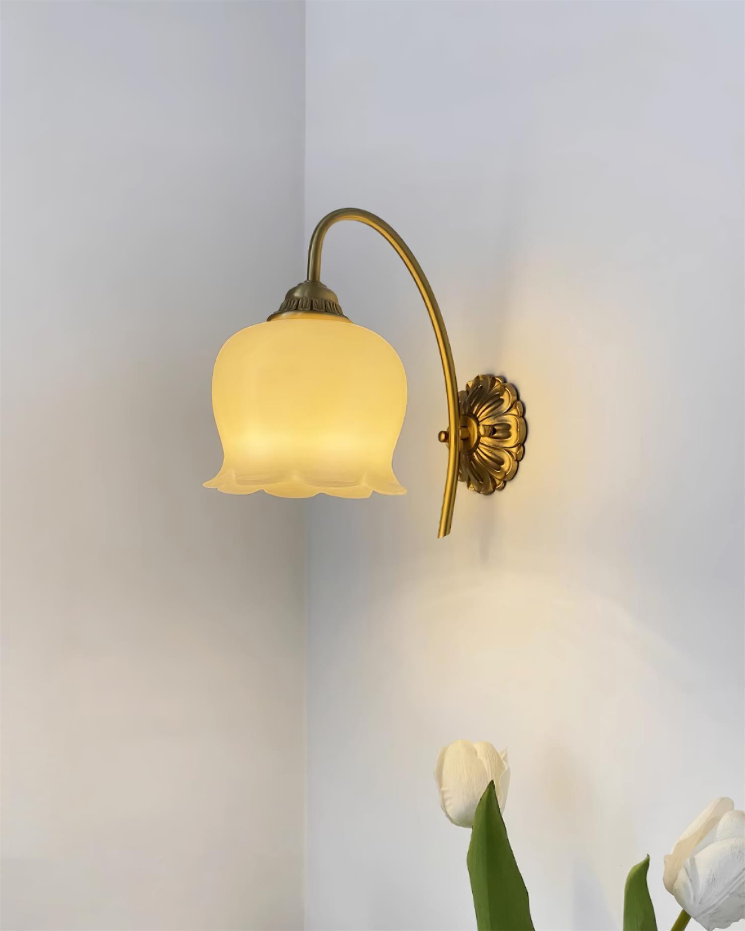 Valley Flower Wall Lamp