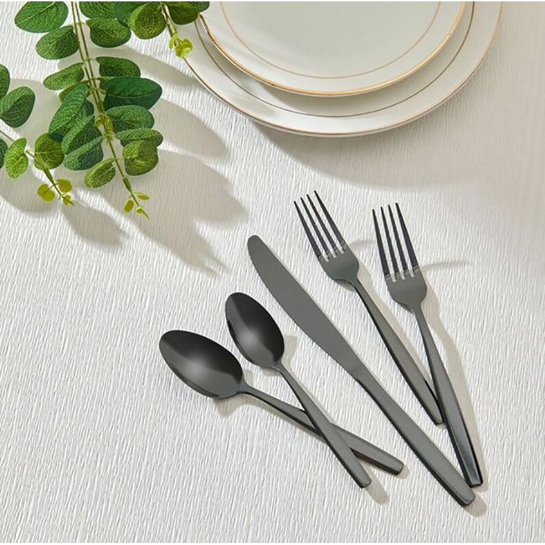 Ornative AMIAS 18/0 Stainless Steel 20 Pieces Flatware Set   10.63\