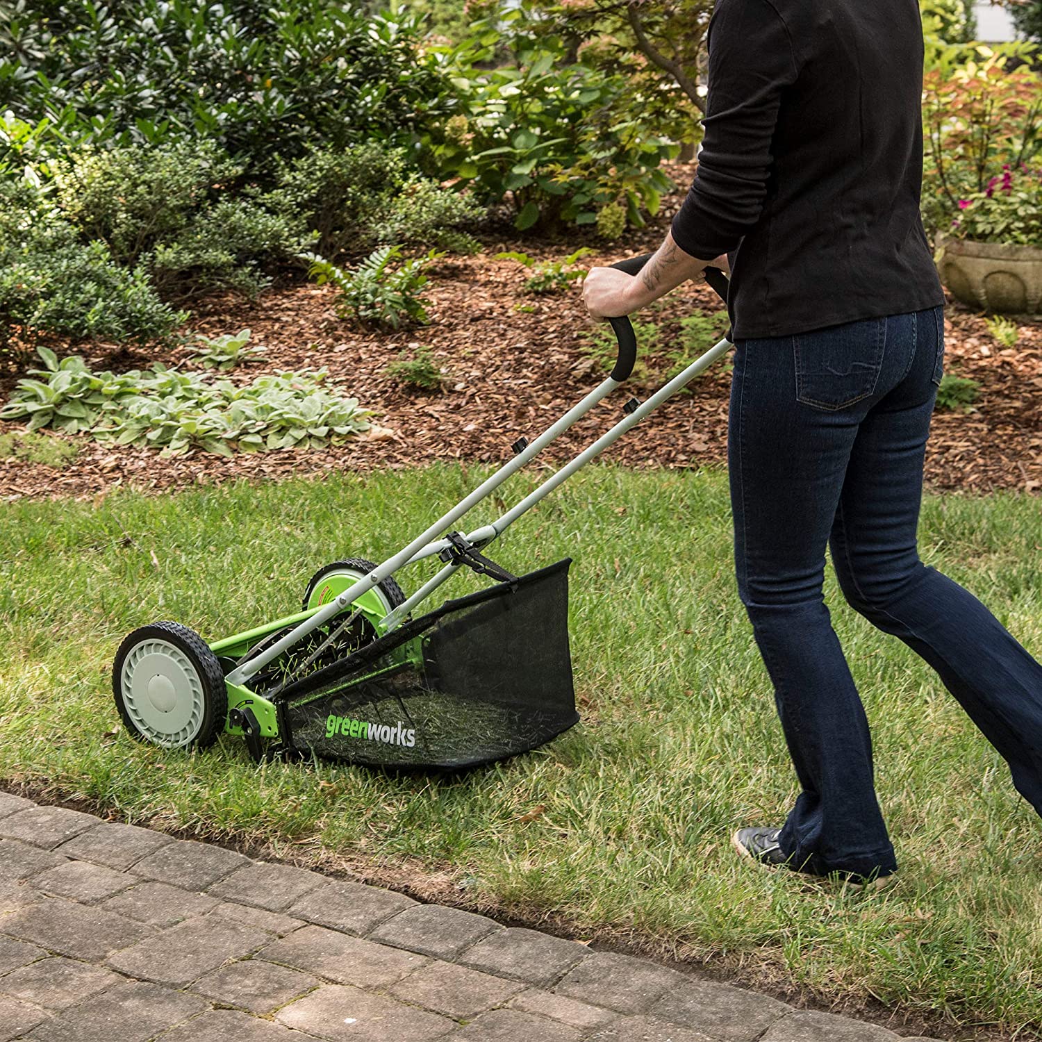 Greenworks 16-Inch Reel Lawn Mower with Grass Catcher 25052，Black/Green， 47